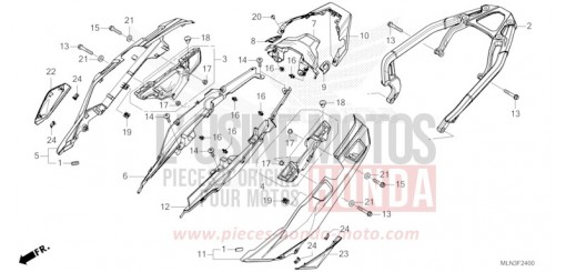 SIDE COVER/REAR CARRIER (1) CRF1100AR de 2024
